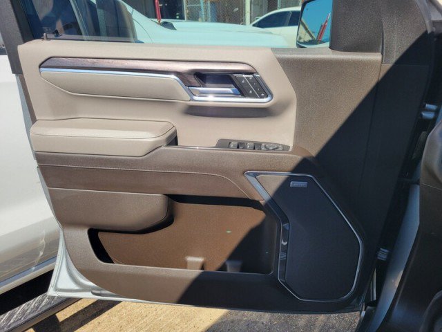 Used 2024 Chevrolet Silverado 1500 LTZ w/ LTZ Convenience Package II RWD image 12