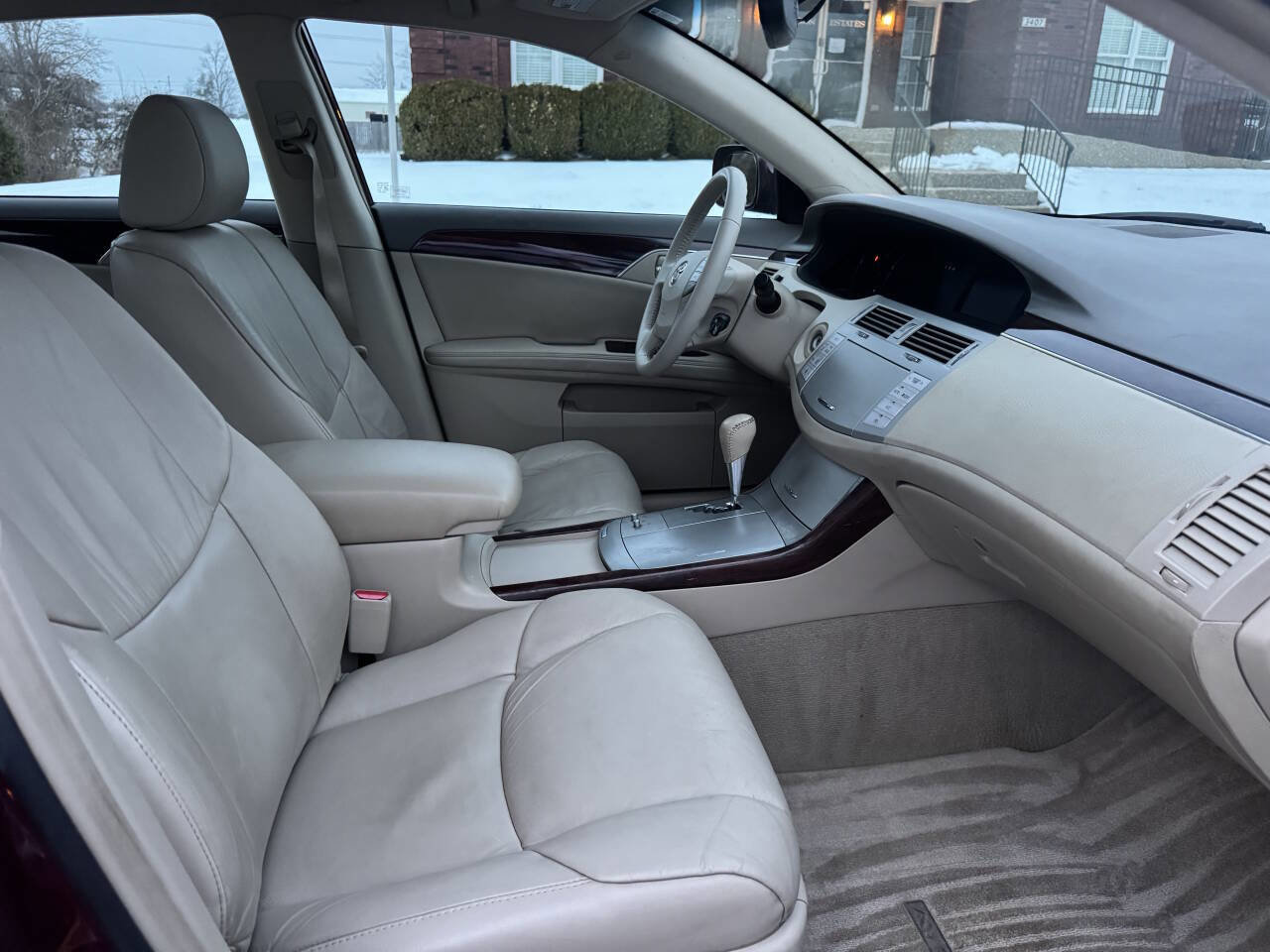 Used 2008 Toyota Avalon XLS image 22