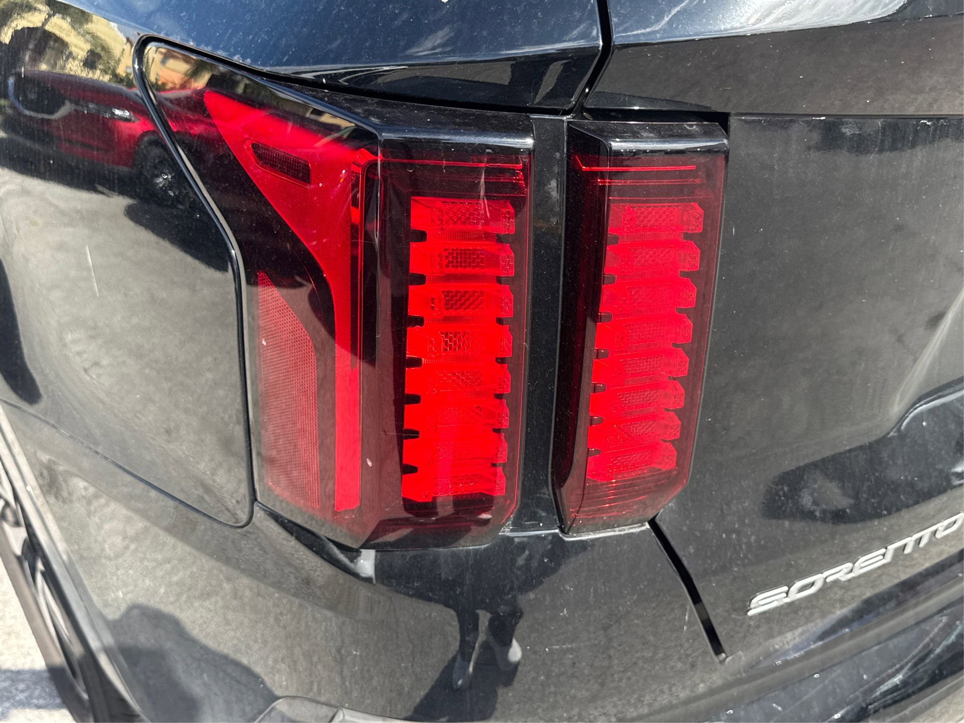 Used 2023 Kia Sorento S image 17