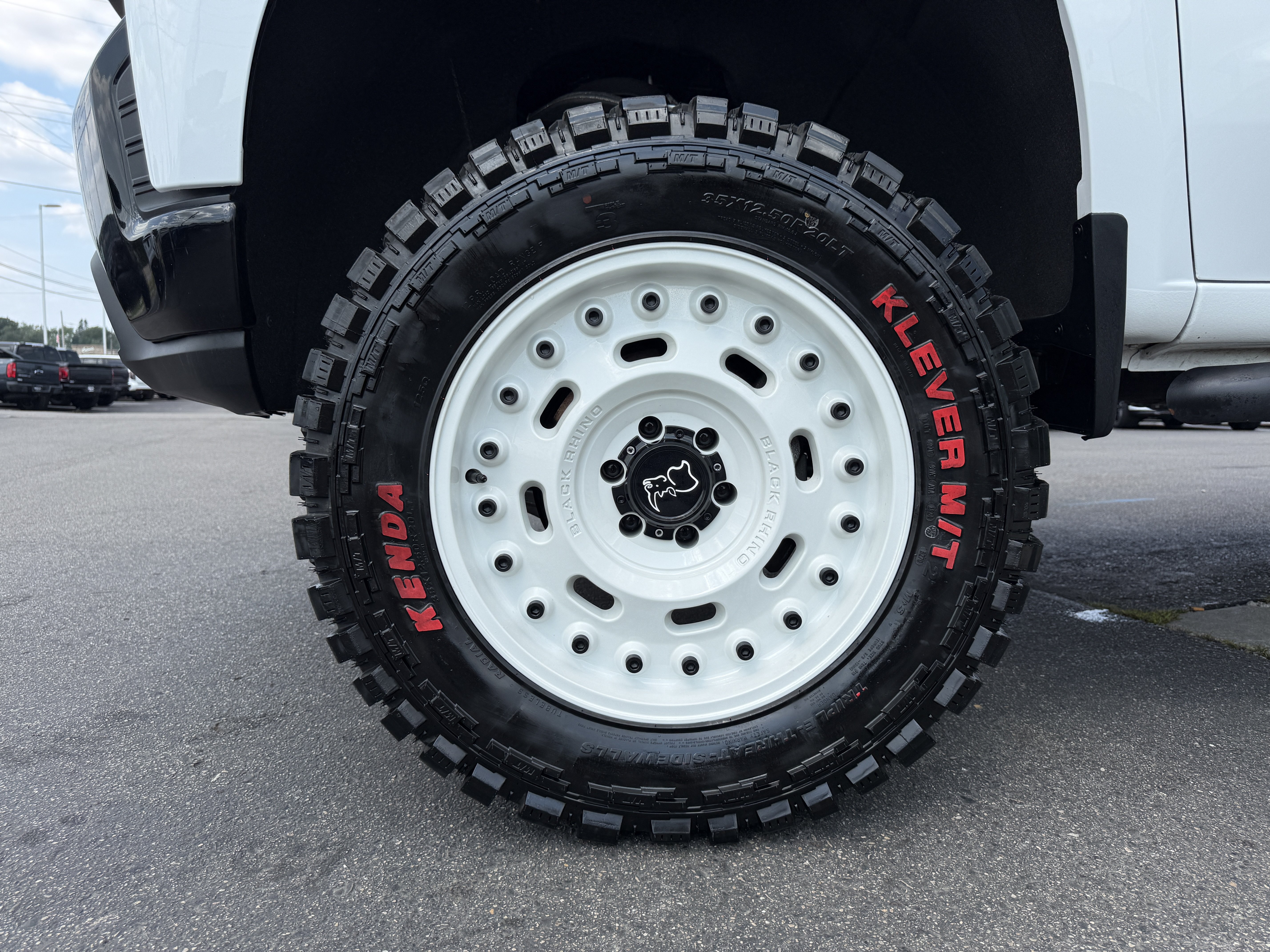Used 2021 Chevrolet Silverado 1500 LT Trail Boss w/ Convenience Package II AWD/4WD image 41