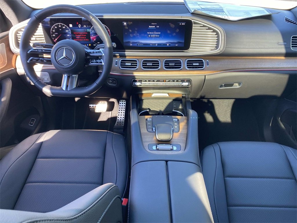 Used 2025 Mercedes-Benz GLS 450 4MATIC image 29