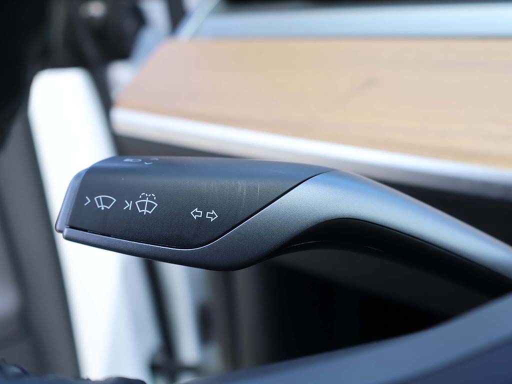 Used 2021 Tesla Model Y Long Range image 54