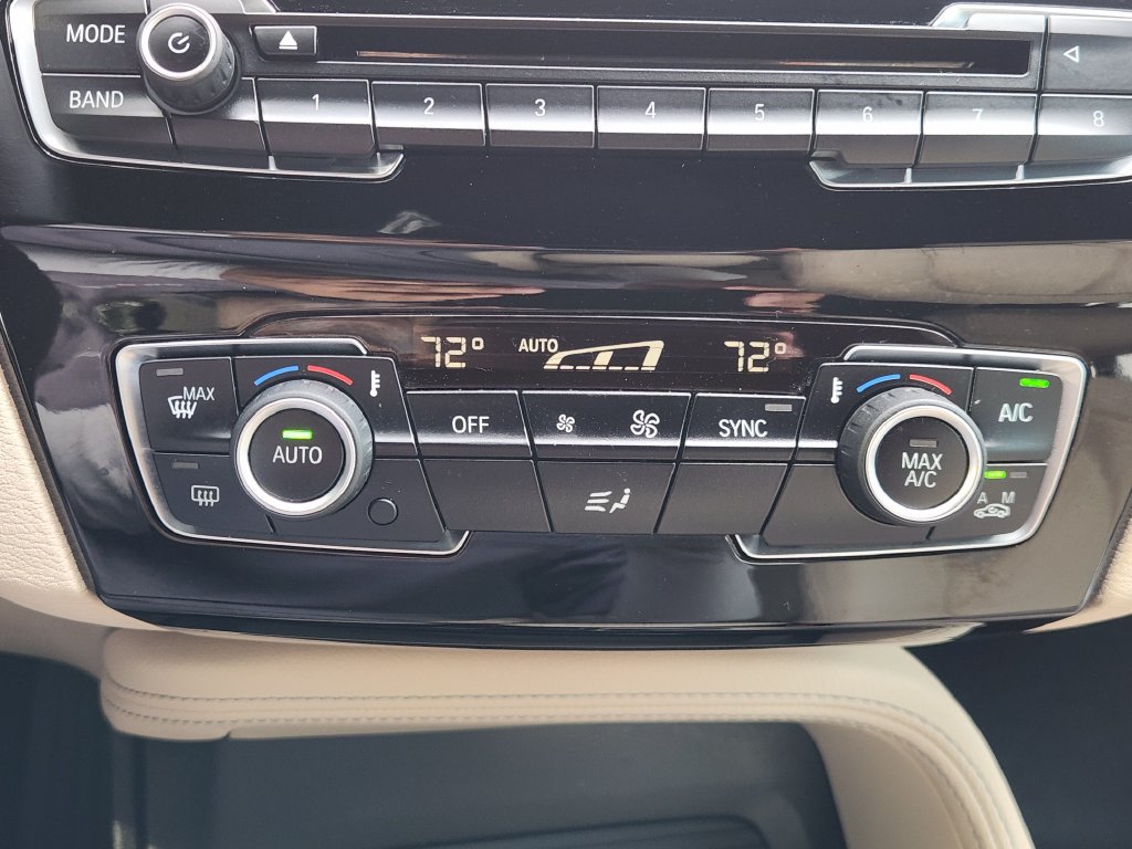 Used 2017 BMW X1 xDrive28i AWD/4WD image 19