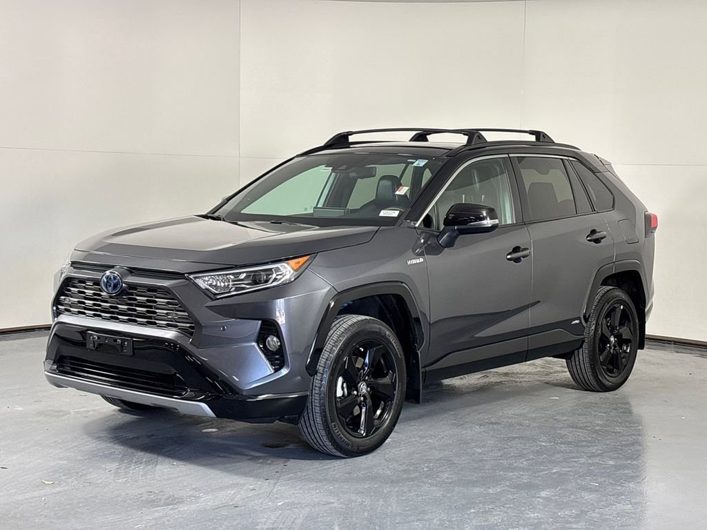 Used 2021 Toyota RAV4 XSE image 3