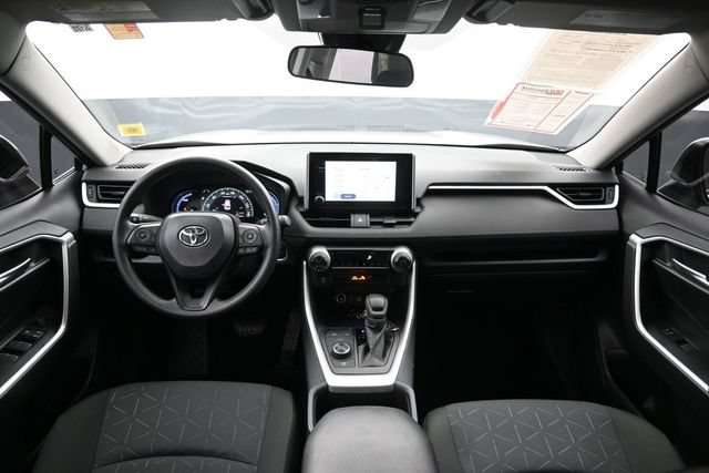 Certified 2025 Toyota RAV4 XLE AWD/4WD image 26