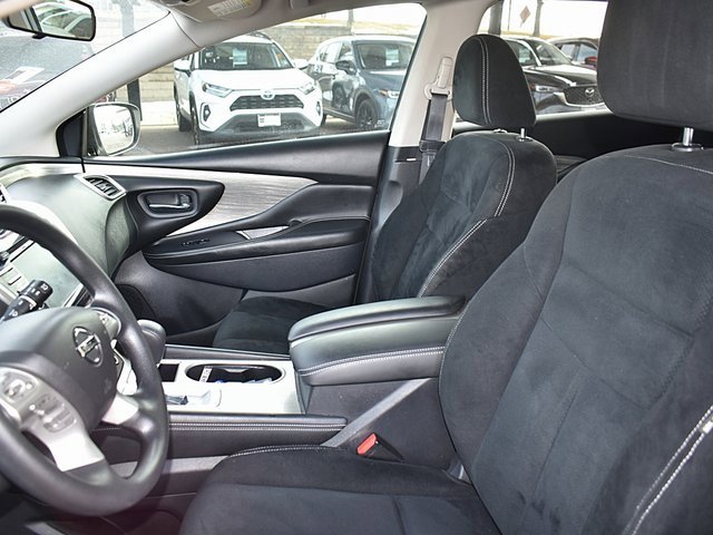 Used 2018 Nissan Murano S image 17