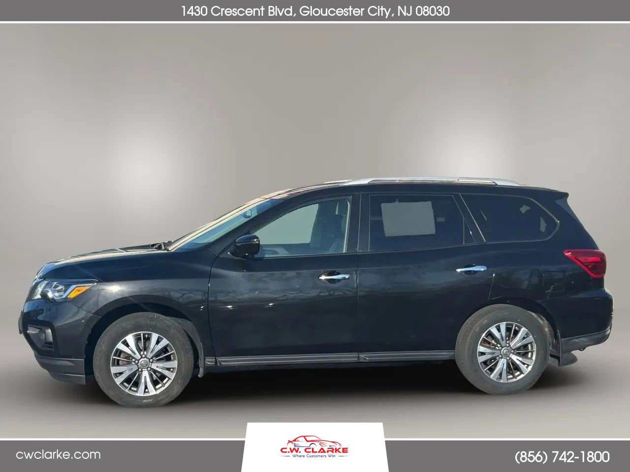 Used 2017 Nissan Pathfinder S image 8