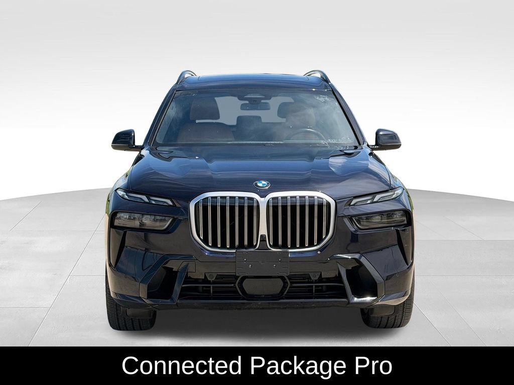 Used 2023 BMW X7 xDrive40i w/ M Sport Package AWD/4WD image 3