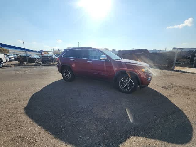 Used 2018 Jeep Grand Cherokee Limited AWD/4WD image 10