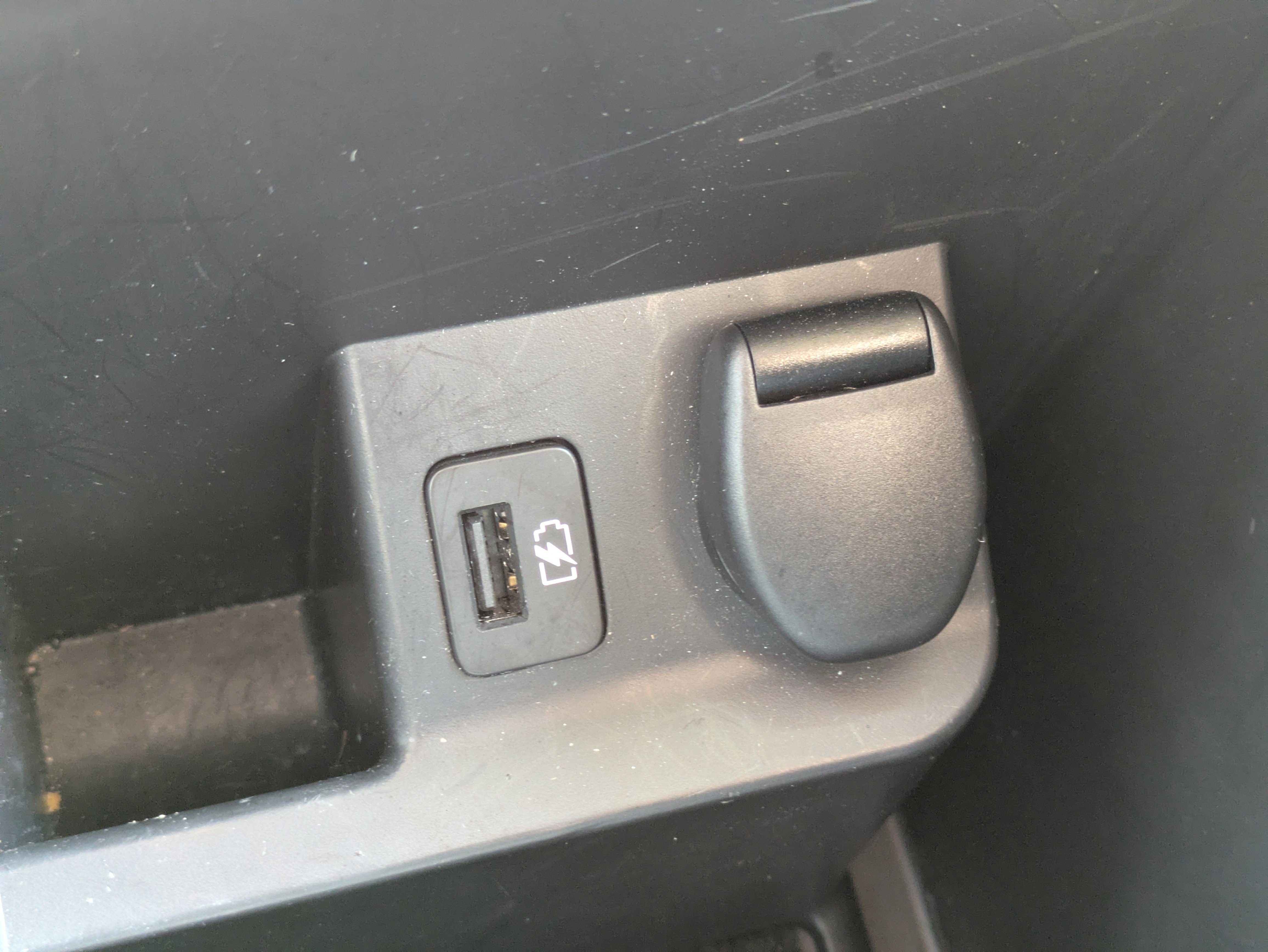 Used 2020 Nissan Rogue SL w/ Premium Package image 31