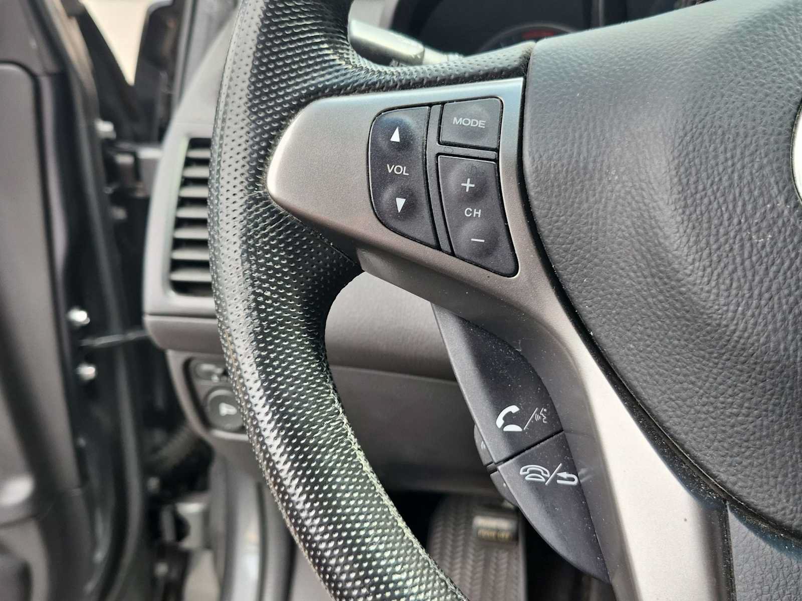 Used 2012 Acura RDX w/ Technology Package AWD/4WD image 23