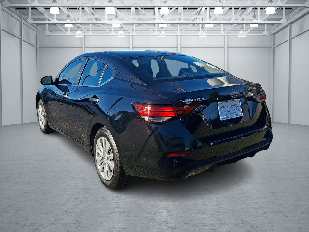Used 2024 Nissan Sentra S FWD image 3