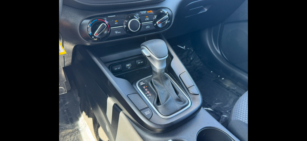 Used 2022 Kia Soul LX FWD image 16