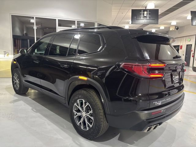 Used 2024 GMC Acadia AT4 w/ Luxury Package image 3