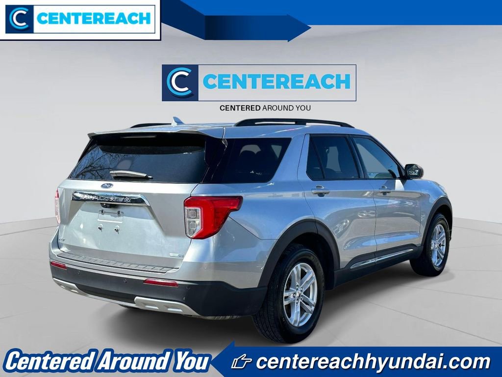 Used 2020 Ford Explorer XLT w/ Equipment Group 202A image 4