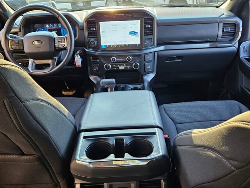 Used 2024 Ford F150 XLT w/ XLT Black Appearance Package image 10