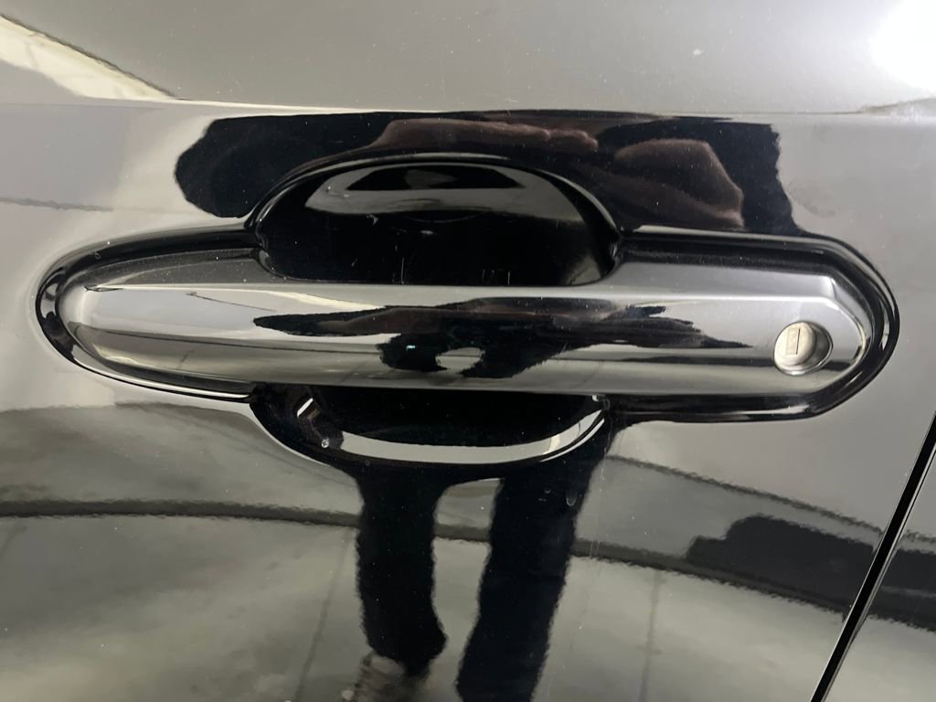 Used 2025 Toyota RAV4 LE image 40