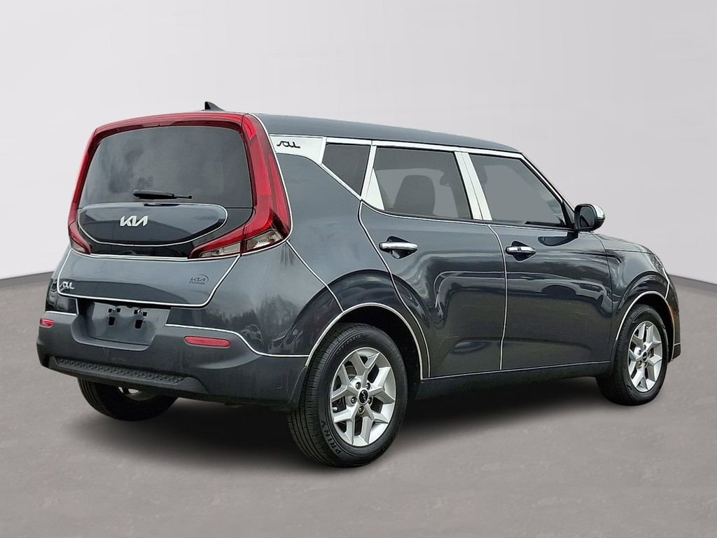 Used 2022 Kia Soul S image 6