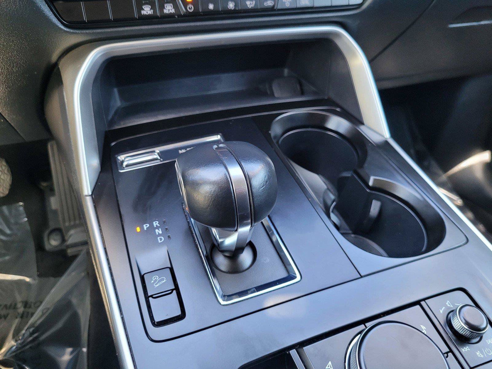 Used 2025 MAZDA CX-90 3.3 Turbo w/ Select Package AWD/4WD image 25