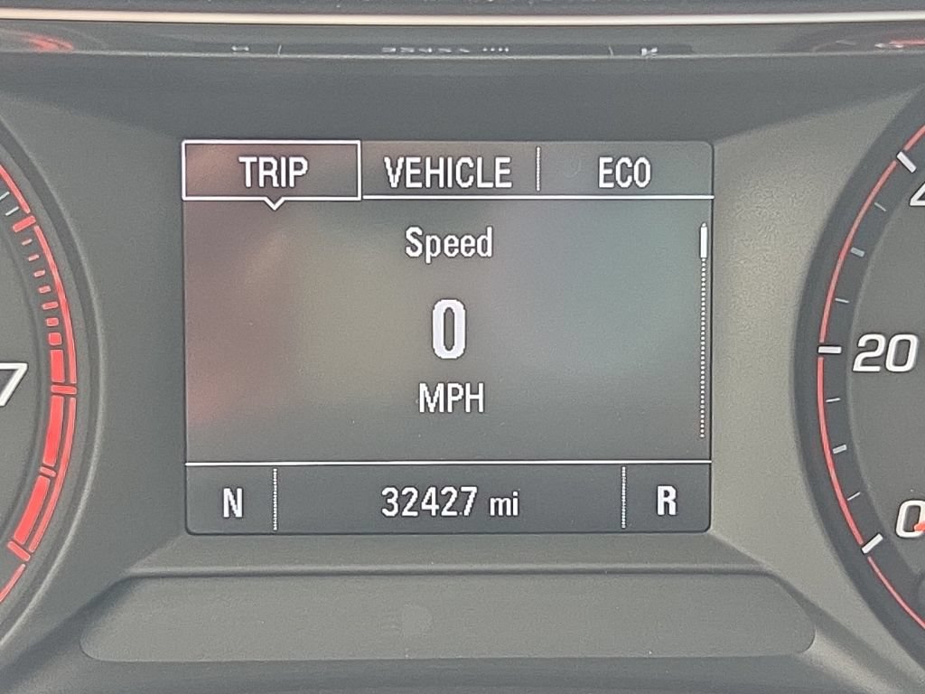 Used 2022 Chevrolet TrailBlazer RS FWD image 32