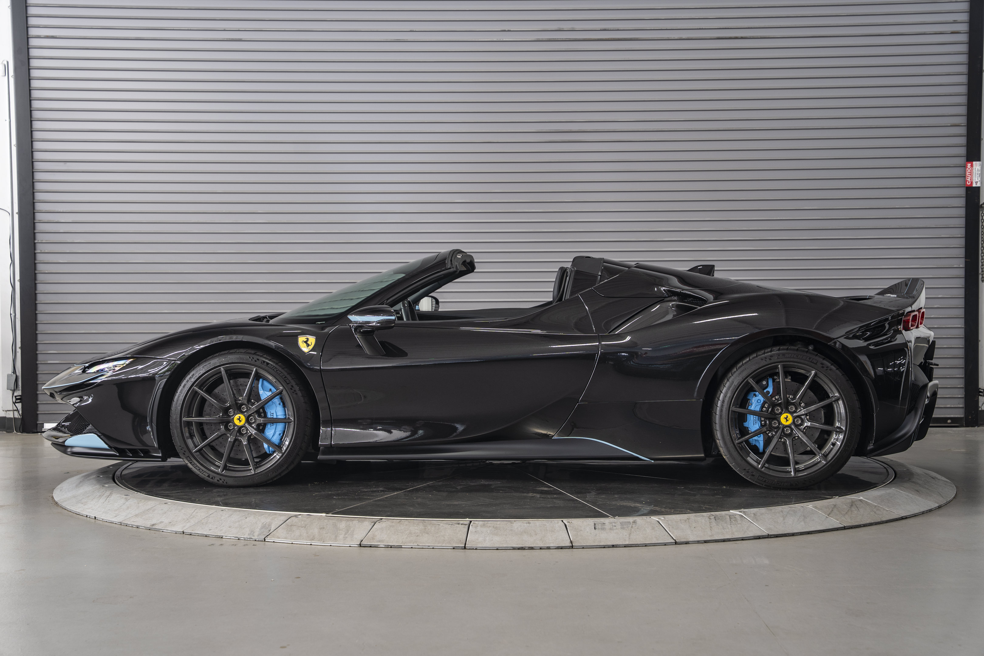 Certified 2025 Ferrari SF90 Spider AWD/4WD image 2