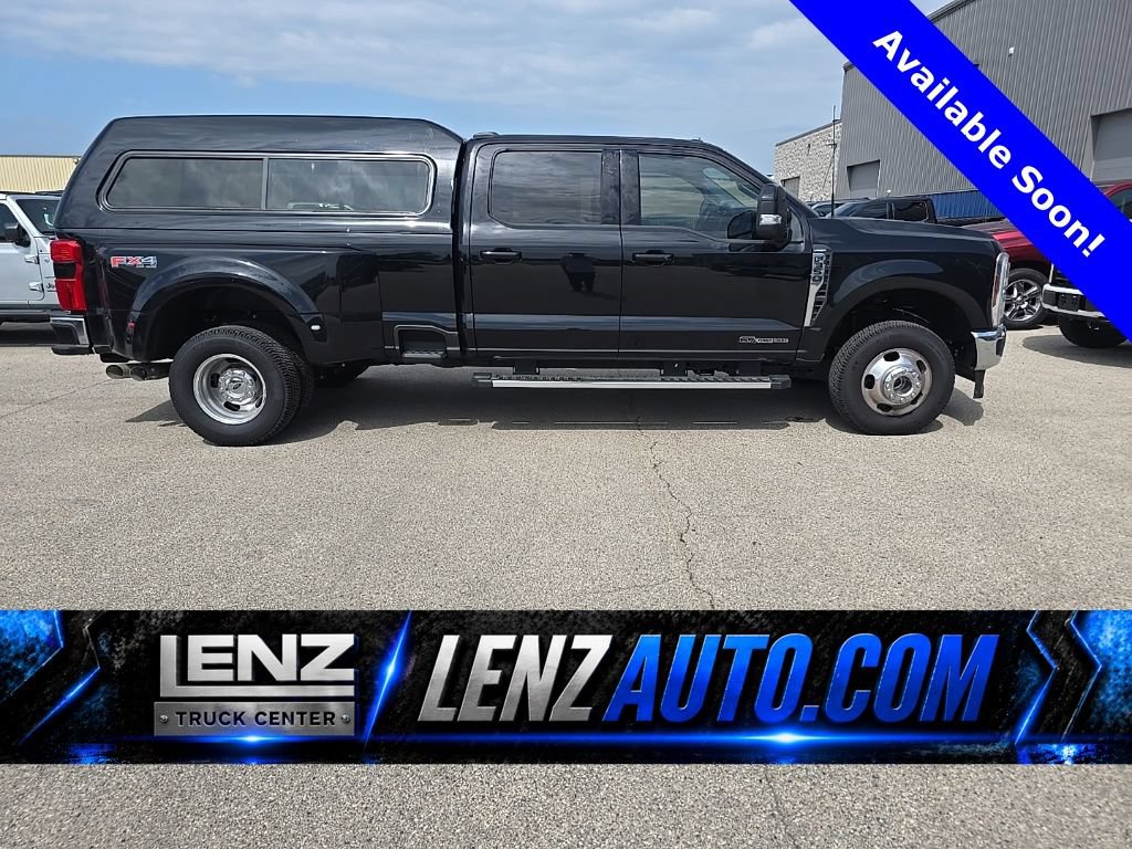 Used 2024 Ford F350 Lariat w/ FX4 Off-Road Package AWD/4WD image 1