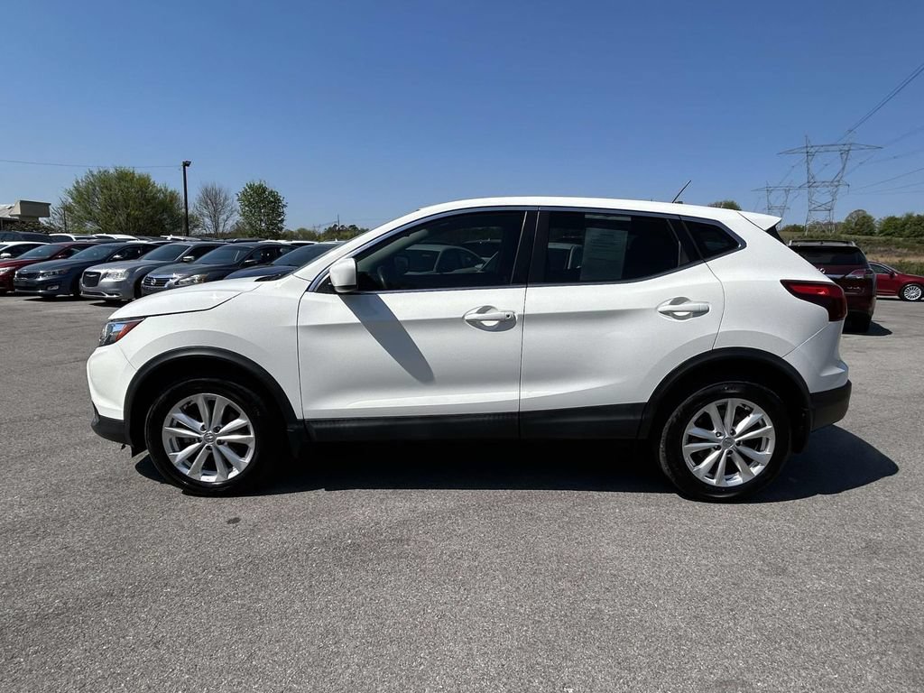 Used 2017 Nissan Rogue Sport S w/ S Appearance Package FWD image 6