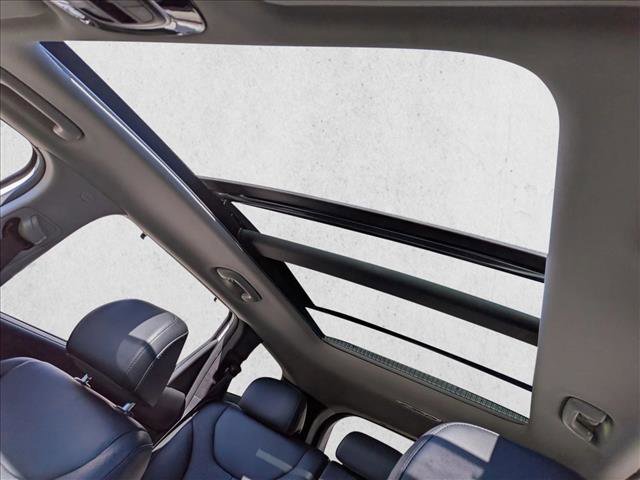 Used 2022 Hyundai Santa Fe SEL w/ Convenience + Premium Package image 15