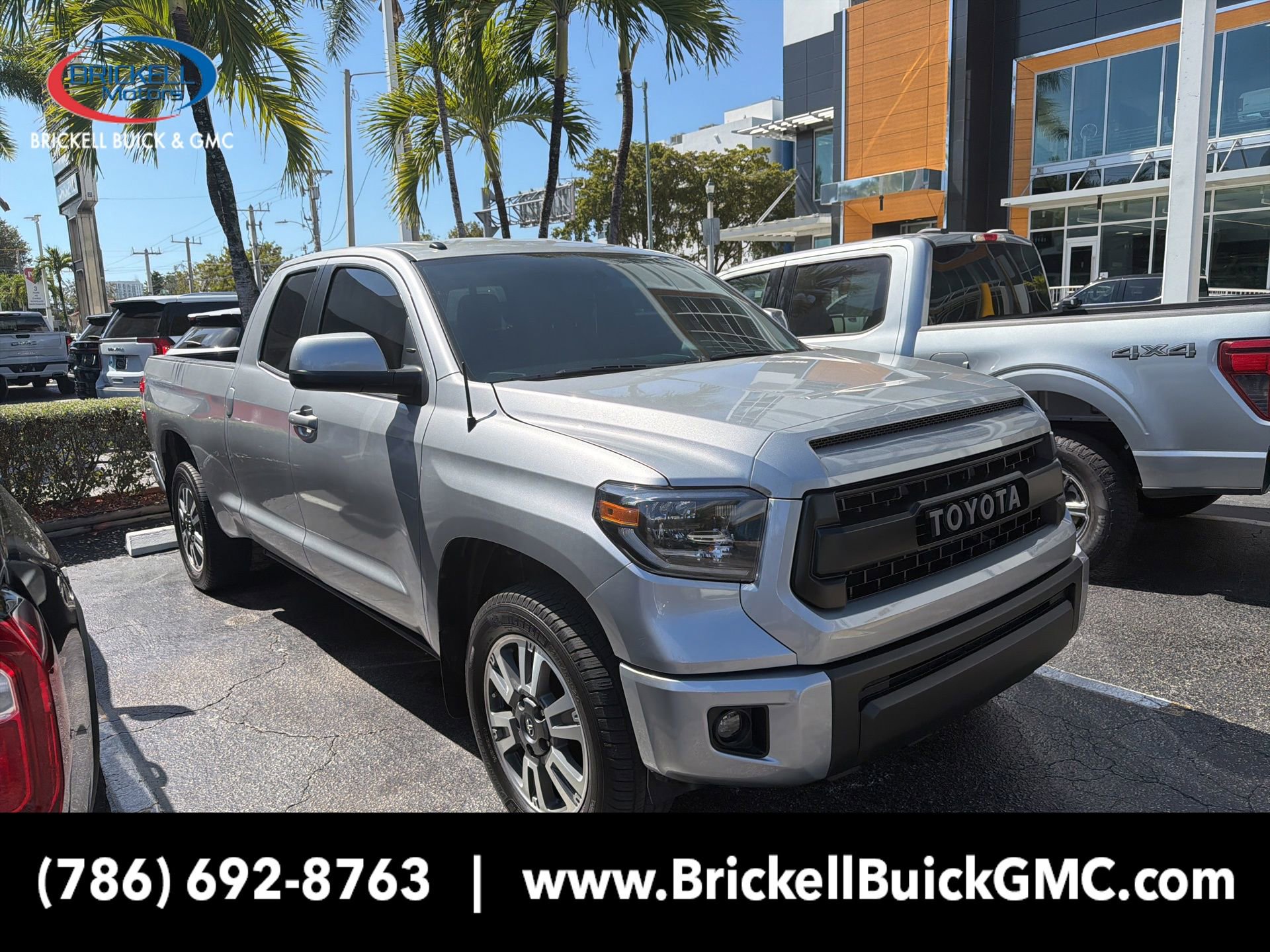 Used 2015 Toyota Tundra SR5 w/ SR5 Upgrade Package image 1