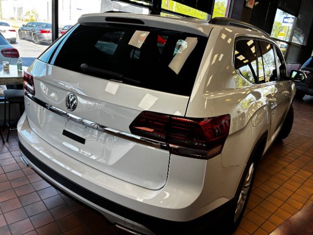 Used 2020 Volkswagen Atlas SE w/ Panoramic Sunroof Package FWD image 10