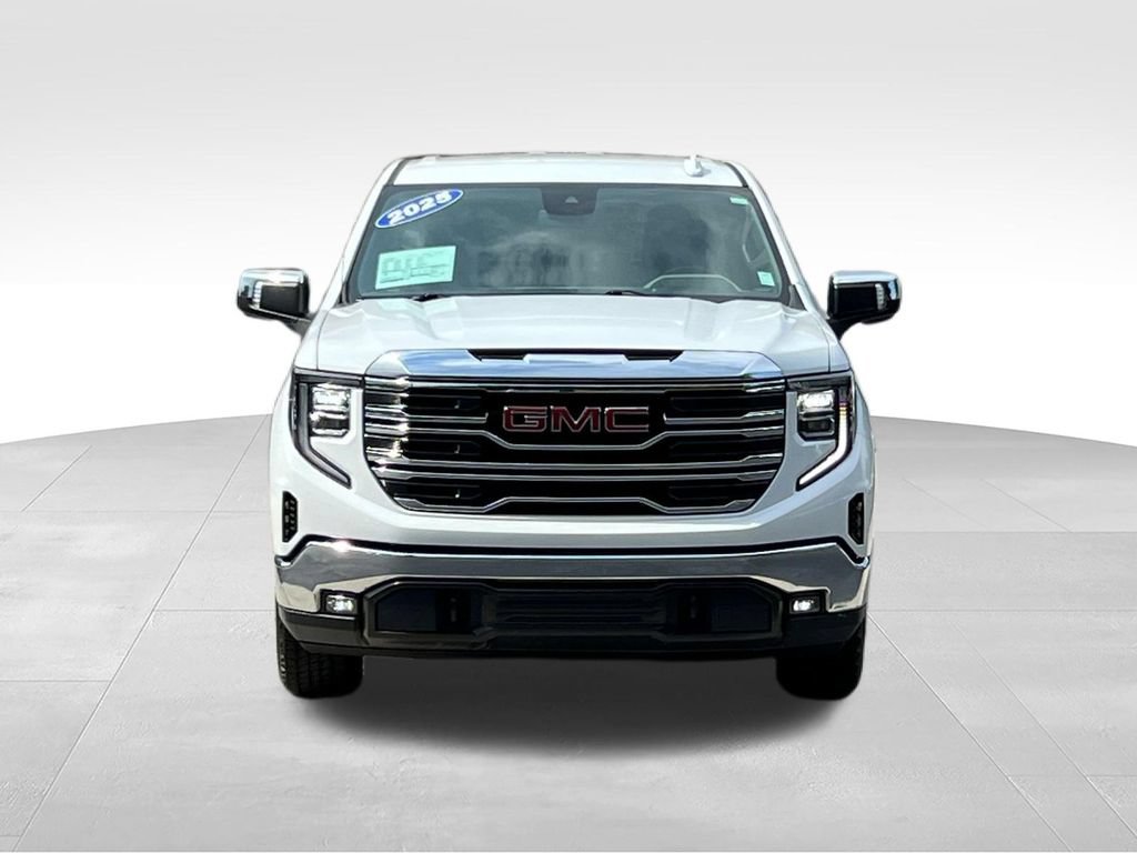 Used 2025 GMC Sierra 1500 SLT RWD image 2