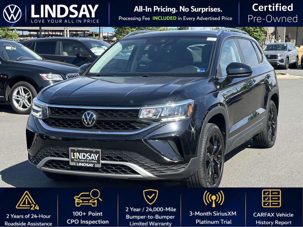 Used 2023 Volkswagen Taos SE w/ Panoramic Sunroof Package FWD image 4