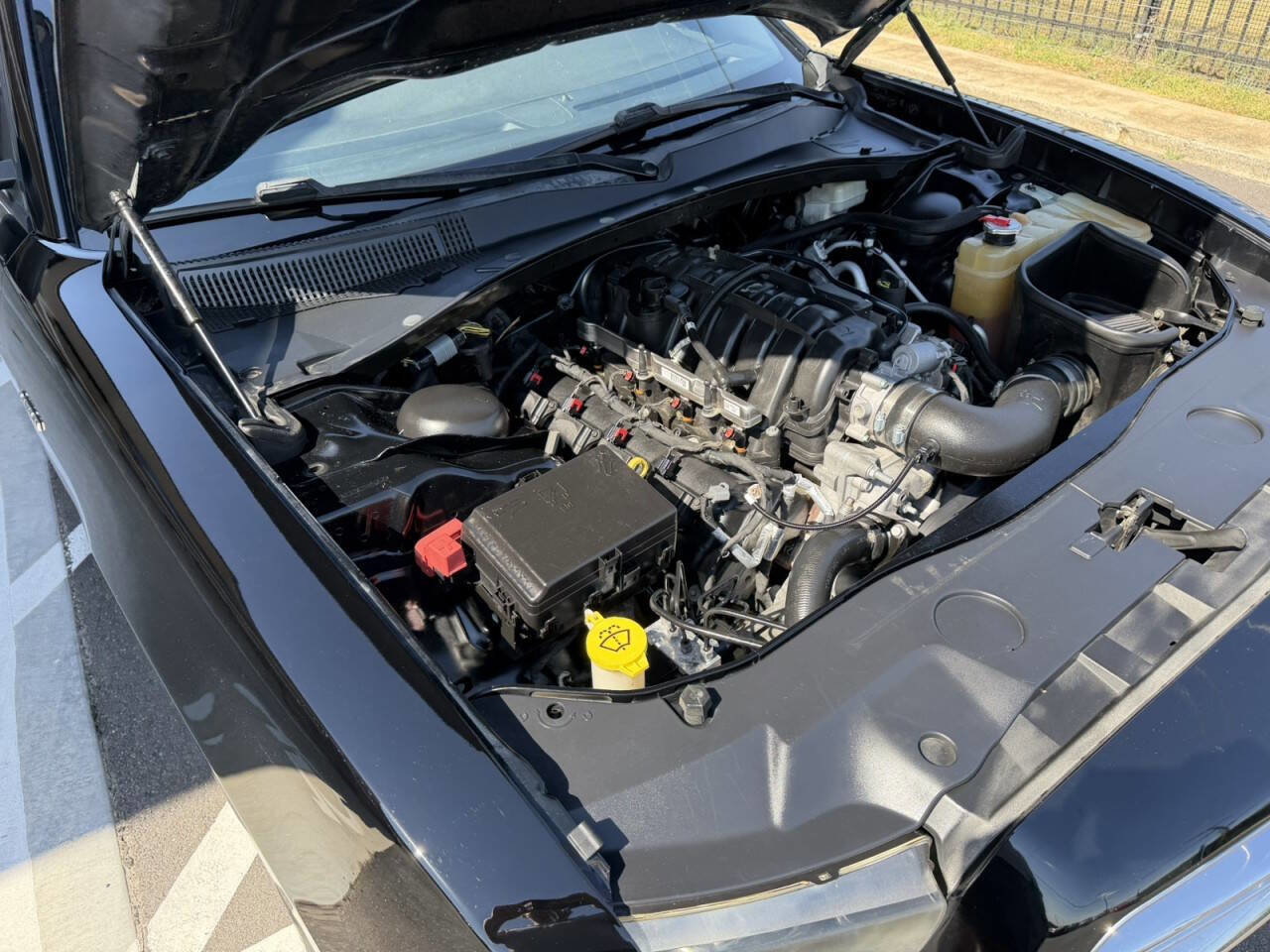 Used 2014 Dodge Charger R/T RWD image 34
