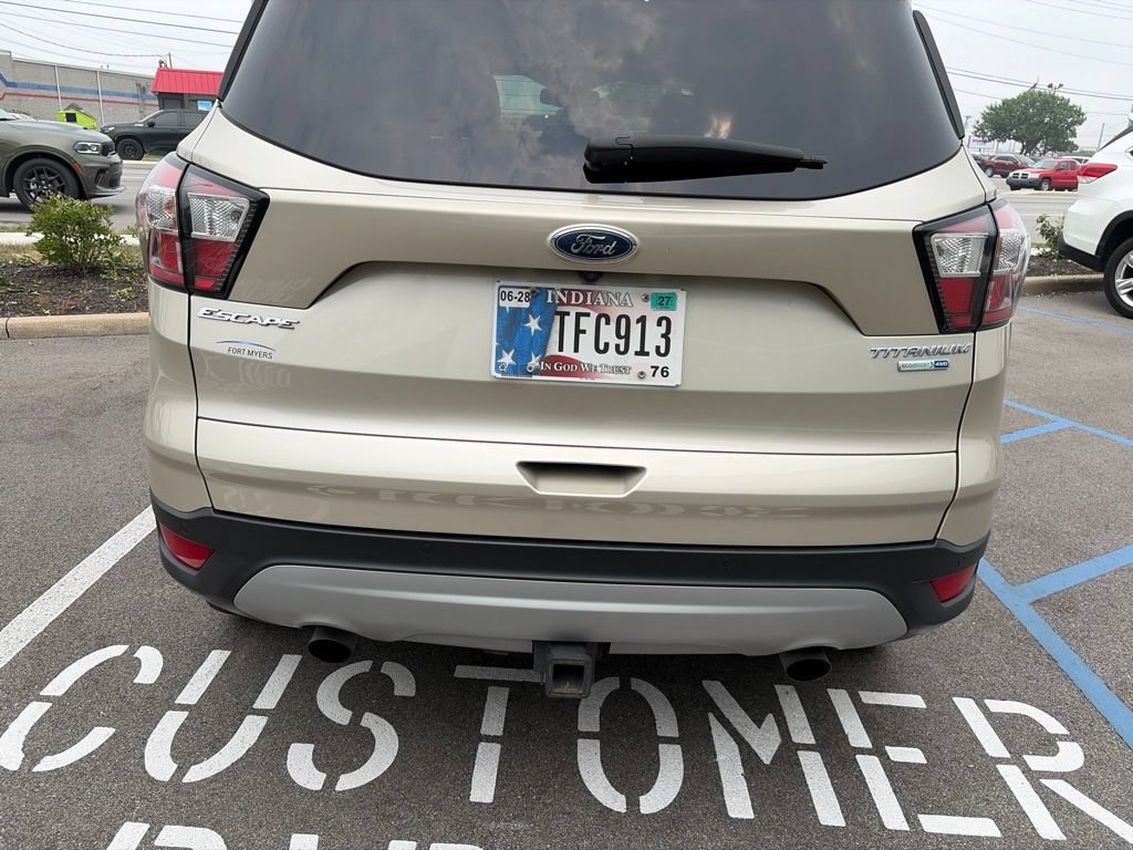 Used 2018 Ford Escape Titanium w/ Ford Safe & Smart Package AWD/4WD image 9