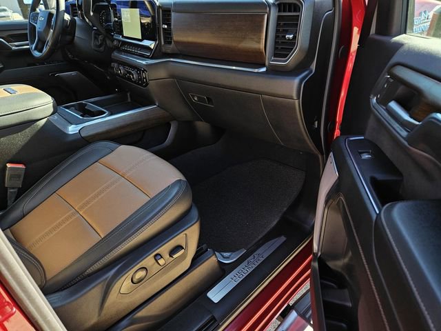 Used 2024 Chevrolet Silverado 2500 High Country w/ High Country Premium Package image 10