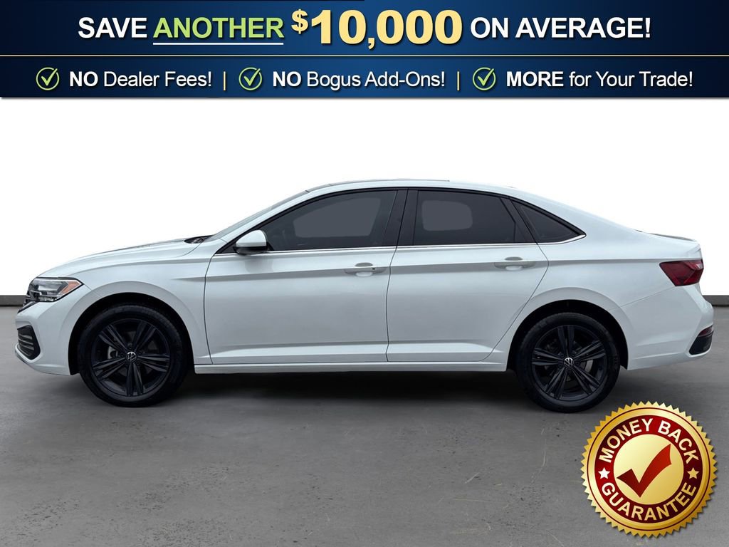 Used 2024 Volkswagen Jetta SE w/ Panoramic Sunroof Package image 2