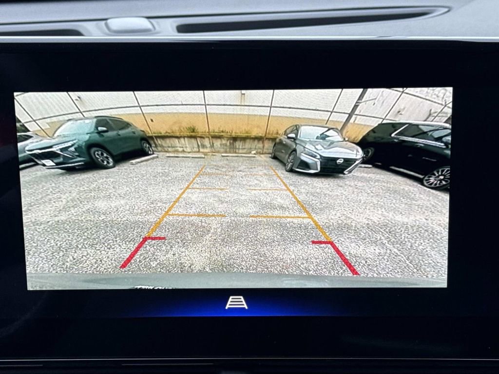 New 2026 Chevrolet Trax LT w/ Driver Confidence Package image 26