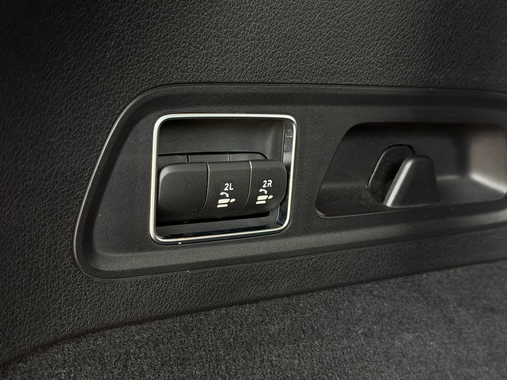 Used 2024 Mercedes-Benz GLS 63 AMG 4MATIC image 48