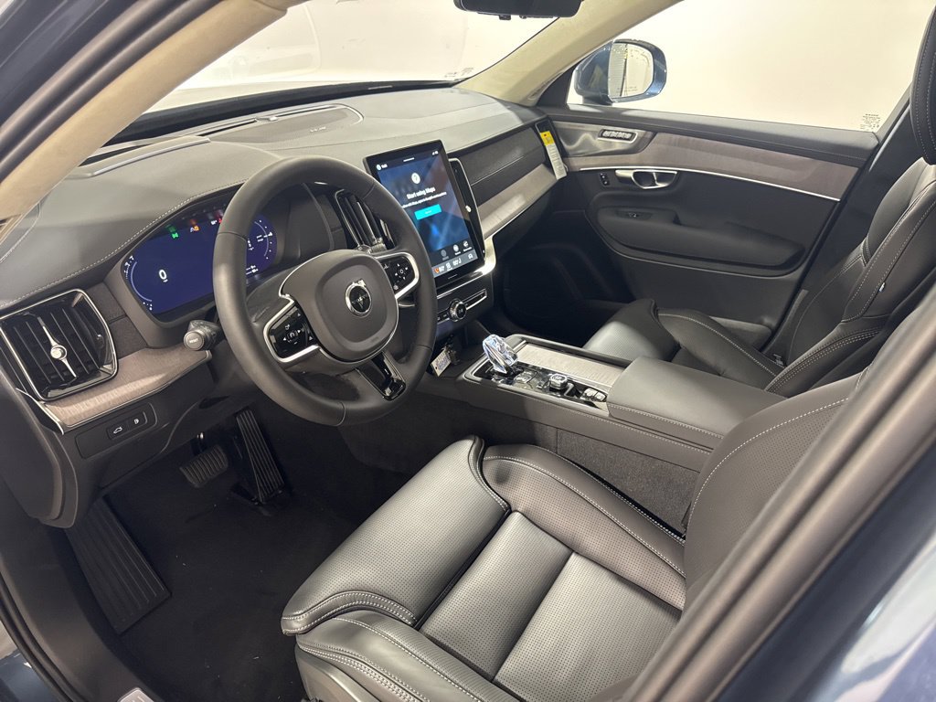 New 2026 Volvo XC90 T8 Ultra w/ Lounge Package AWD/4WD image 18
