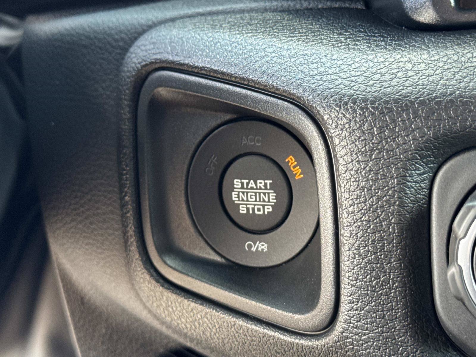 New 2026 Jeep Gladiator Sport AWD/4WD image 19