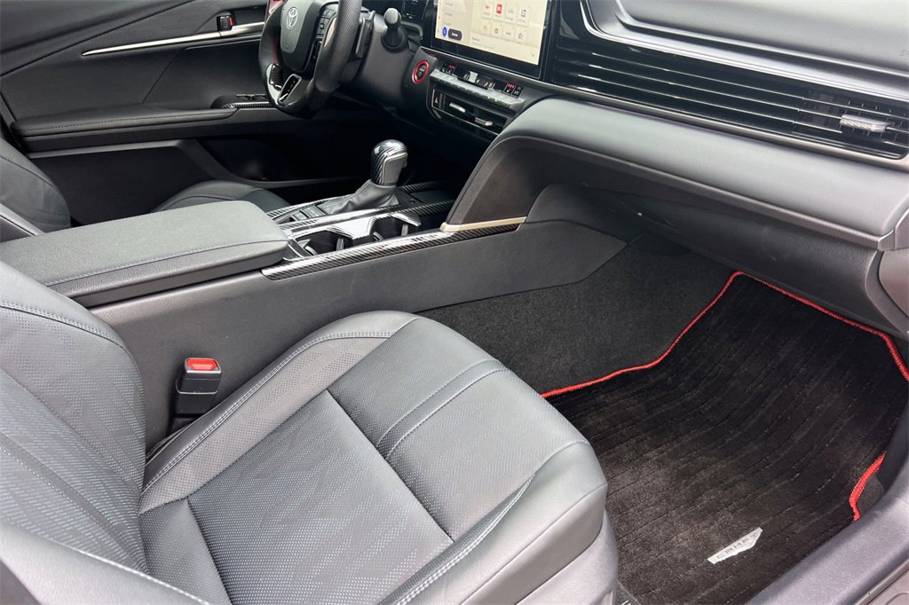 Used 2025 Toyota Camry XSE image 17