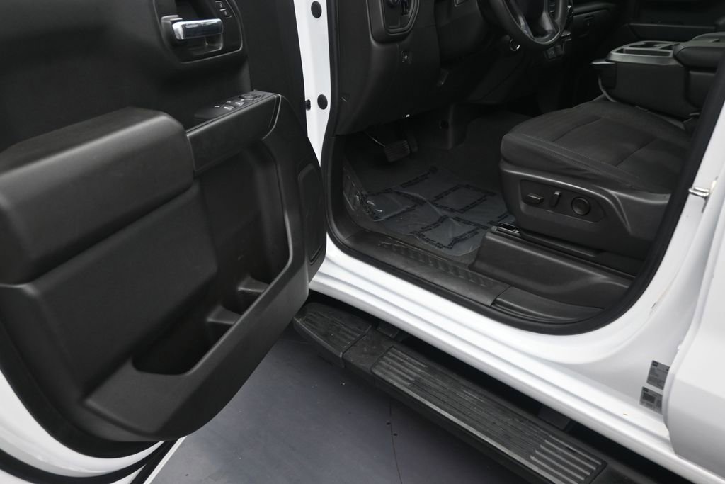 Used 2024 Chevrolet Silverado 1500 Custom RWD image 11