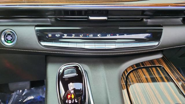 Used 2023 Cadillac Escalade Premium Luxury w/ Performance Package image 55