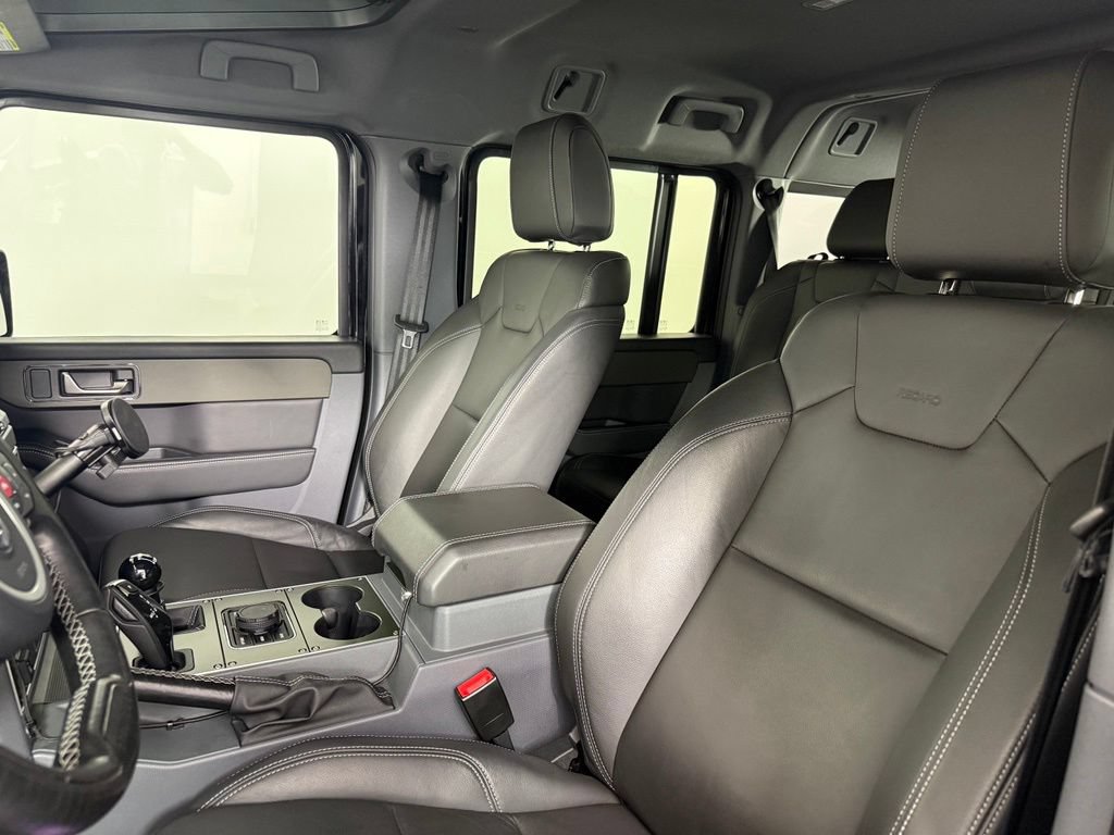 Used 2025 INEOS Grenadier Station Wagon AWD/4WD image 5
