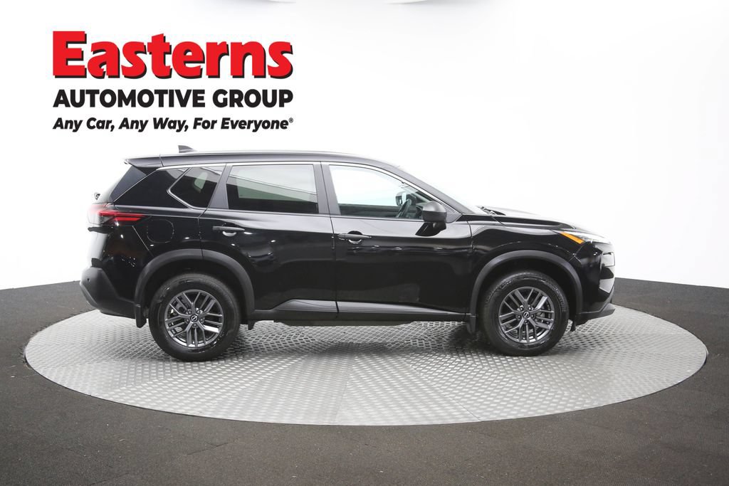 Used 2023 Nissan Rogue S AWD/4WD image 47