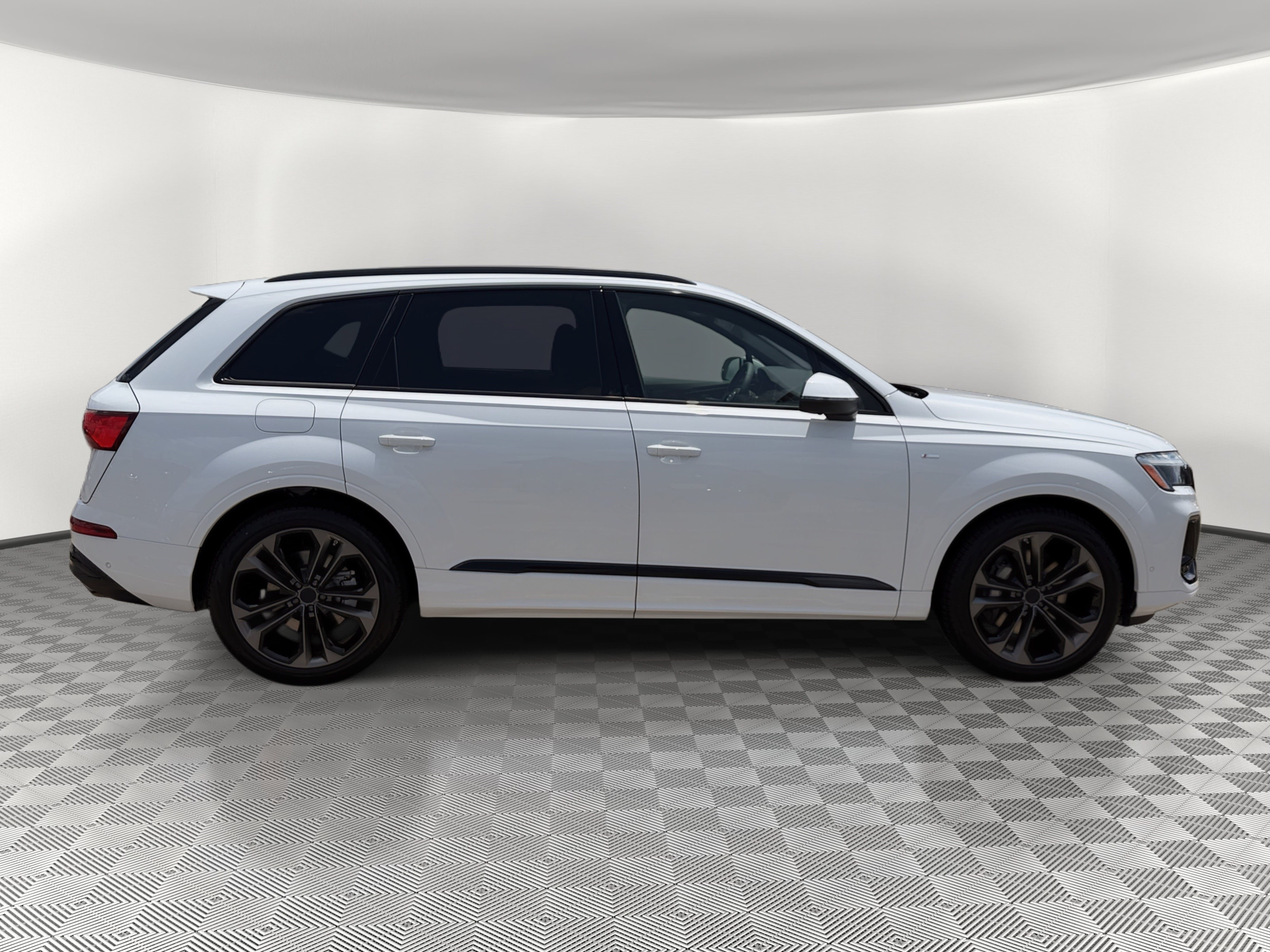 New 2026 Audi Q7 Premium Plus AWD/4WD image 8