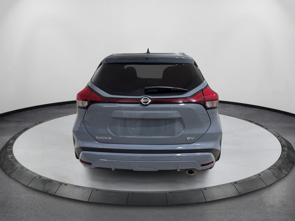 Used 2021 Nissan Kicks SV FWD image 7