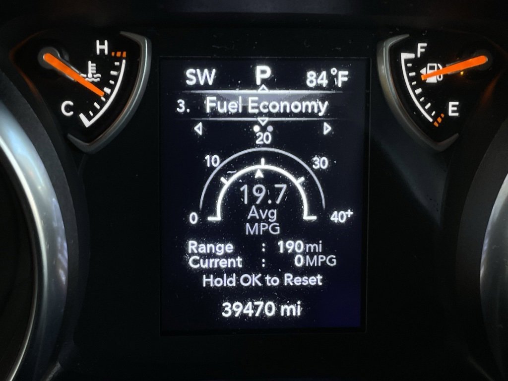 Used 2022 Jeep Wrangler Unlimited Sport image 37