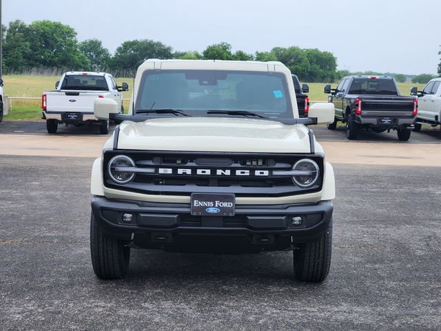 New 2026 Ford Bronco Outer Banks AWD/4WD image 2
