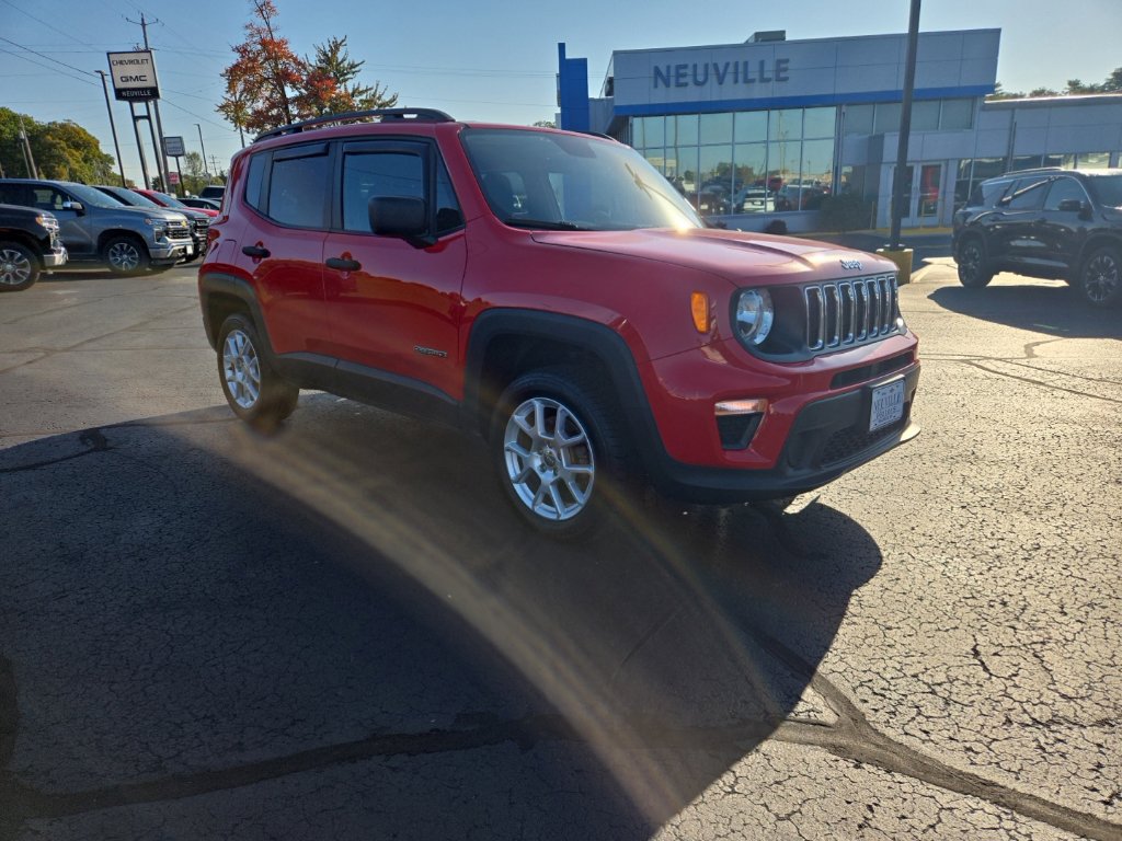 Used 2020 Jeep Renegade Sport w/ Sport Appearance Group AWD/4WD image 2